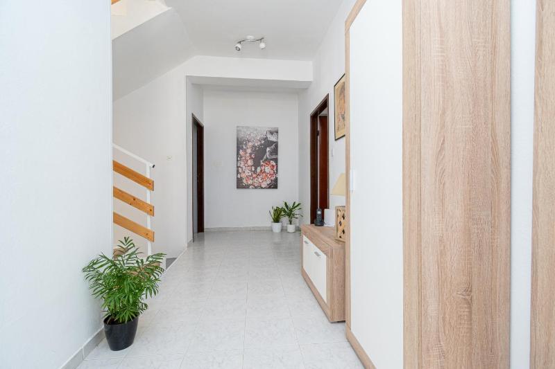 Three-Bedroom Holiday Home  image 3