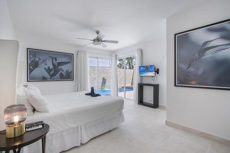 Luxury Villa in Bávaro Just on the Beach - image 37