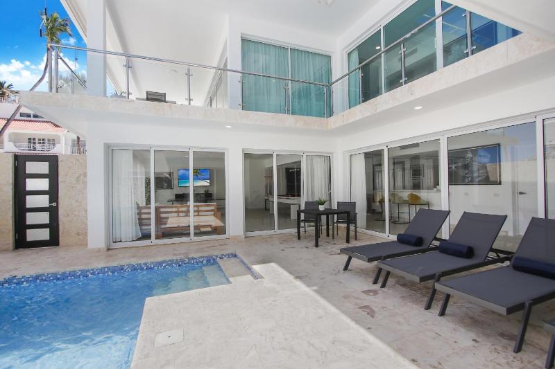 Luxury Villa in Bávaro Just on the Beach - image 24