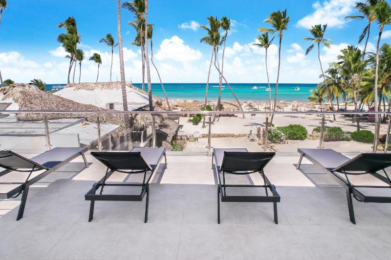 Luxury Villa in Bávaro Just on the Beach - image 49