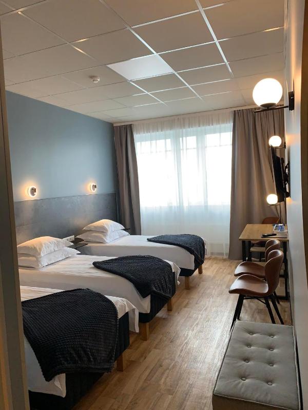 Comfort Triple Room image 3