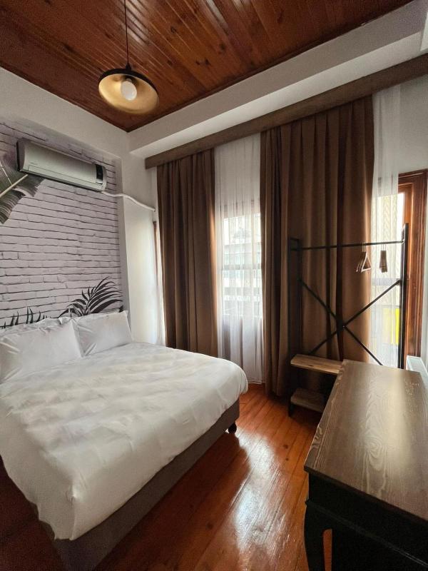 Superior Double Room image 1