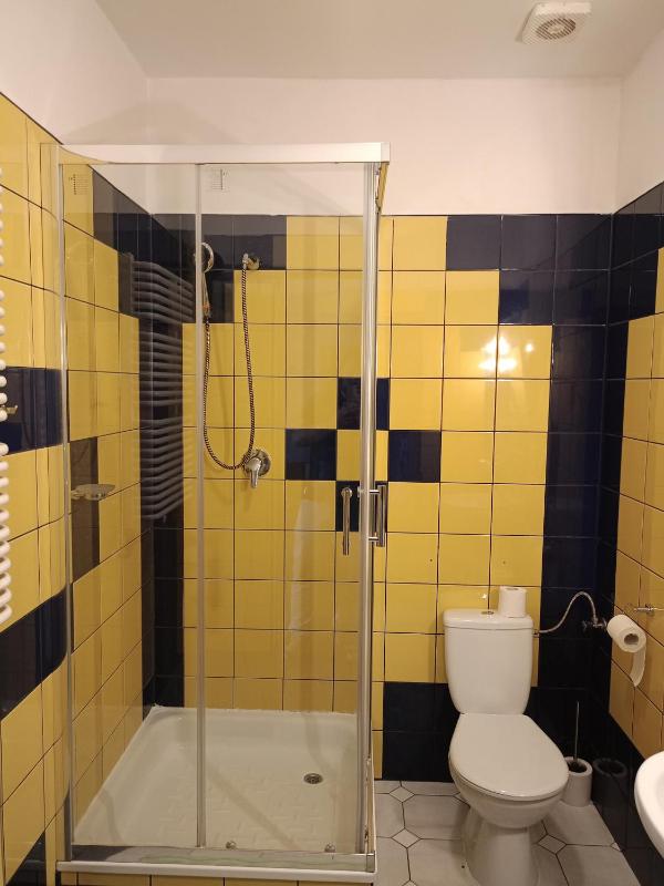 Triple Room with Private Bathroom image 4