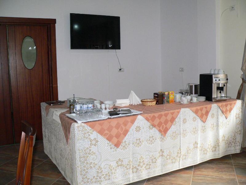 Single Room image 4