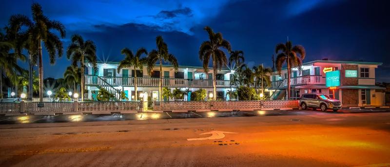 Horizon by the Sea Inn - image 16