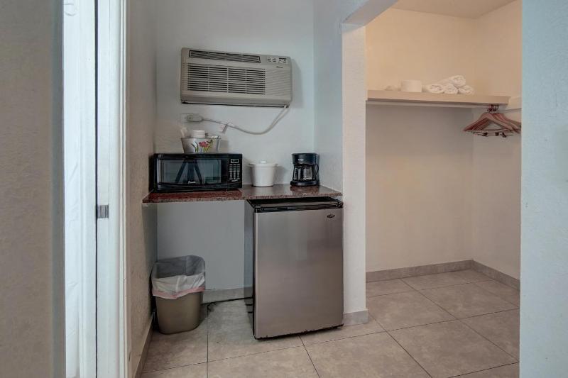Horizon by the Sea Inn - image 37