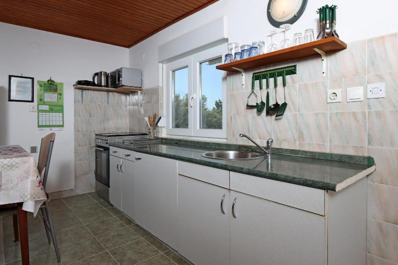 Apartments with parking space Mandre Pag - 11600 - image 18