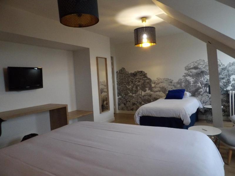 Family Room with Two Double Beds - Non-Smoking image 2