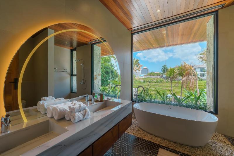 Casa Infinito - Resort Style 8 Bedroom Villa in Canggu - image 47