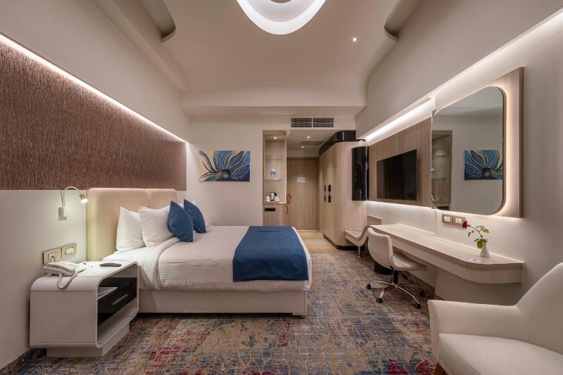 Crowne Plaza Alexandria Mirage by IHG - image 9