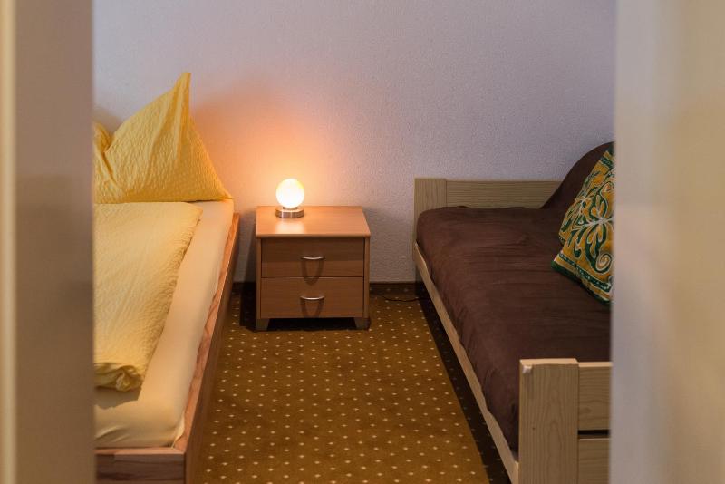 Twin/Double Standard Room image 4