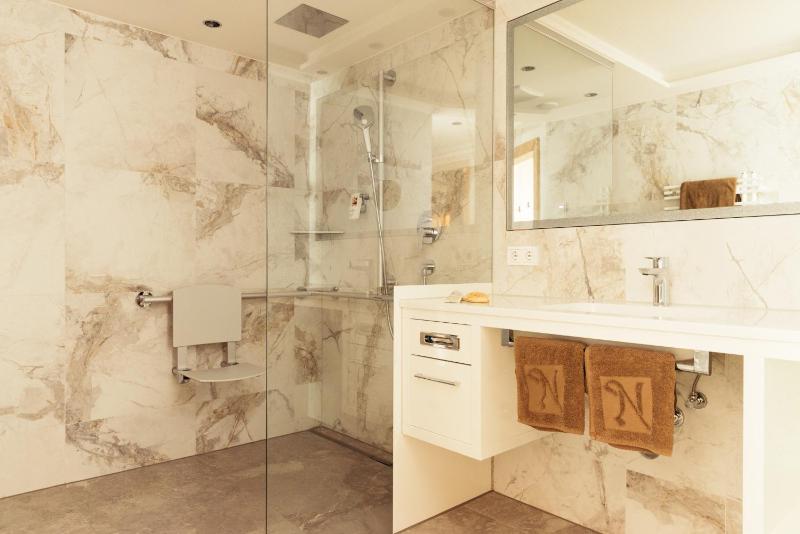 Suite image 2