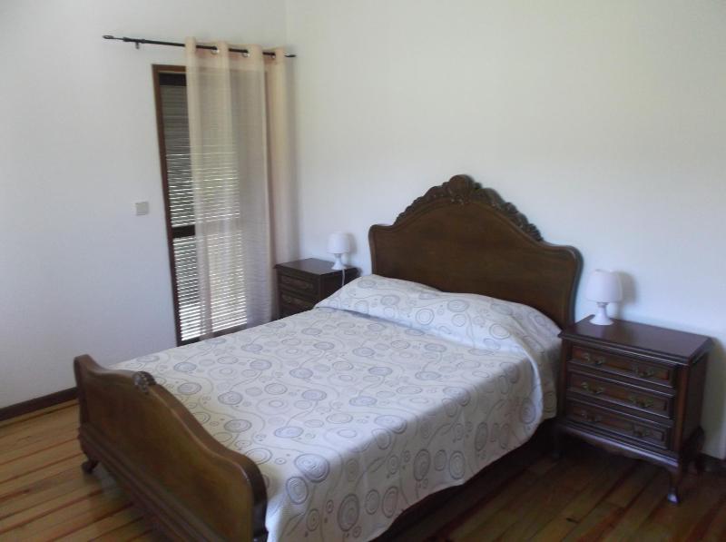 Double Room with Balcony image 4