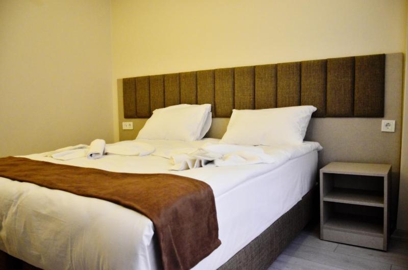 Two-Bedroom Apartment image 3