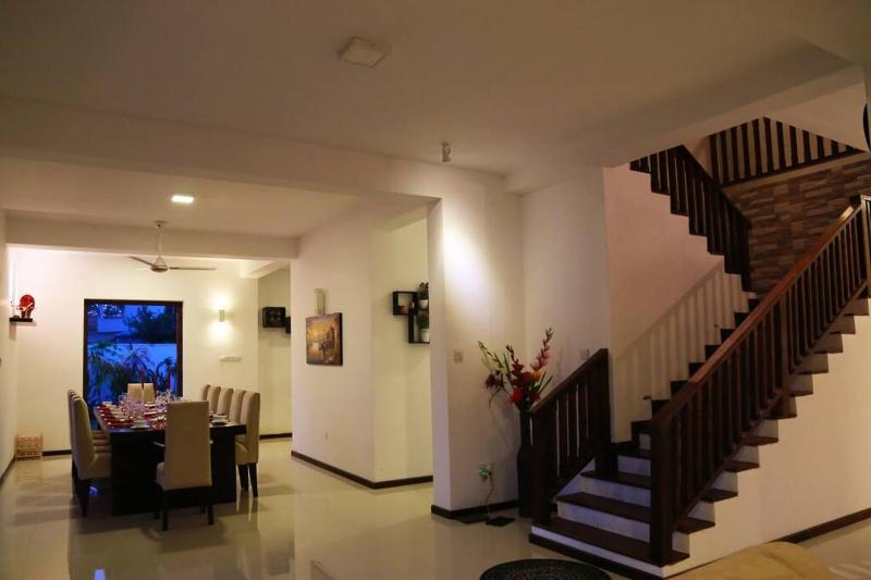Exceptional 7Bed Villa with Pools Yoga Scuba & Pet Friendly in Hikkaduwa - image 14