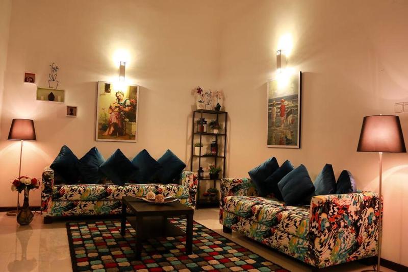 Exceptional 7Bed Villa with Pools Yoga Scuba & Pet Friendly in Hikkaduwa - image 27