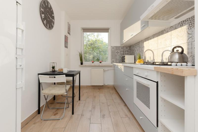 Kopcińskiego Bright & Spacious Apartment Warsaw Ursynów by Noclegi Renters - image 12