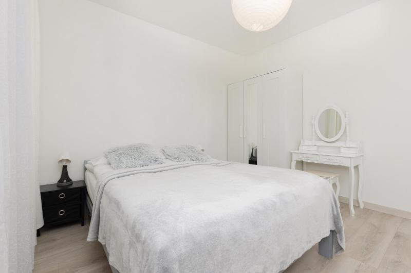 Kopcińskiego Bright & Spacious Apartment Warsaw Ursynów by Noclegi Renters - image 8