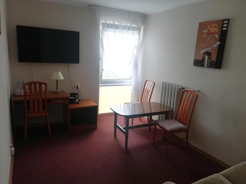 Economy Apartment image 3