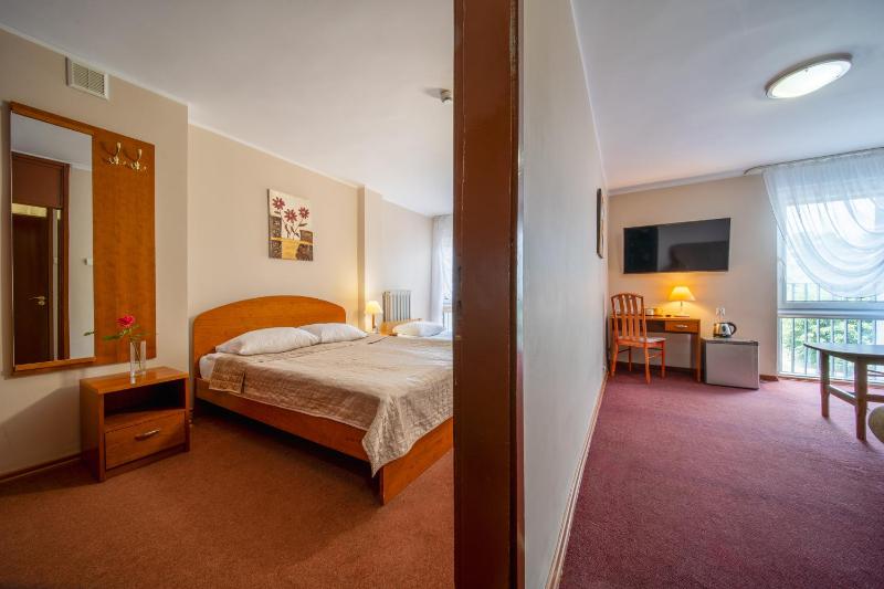 Economy Apartment image 4