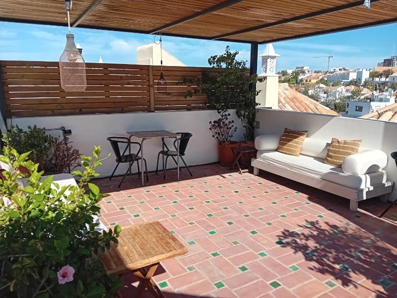 Calcada Guesthouse - image 50