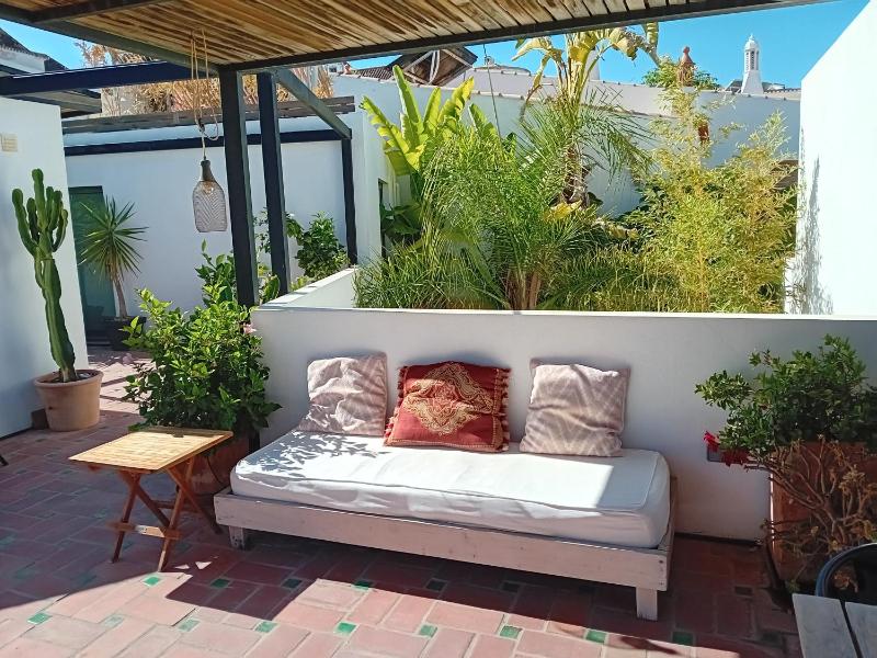Calcada Guesthouse - image 34