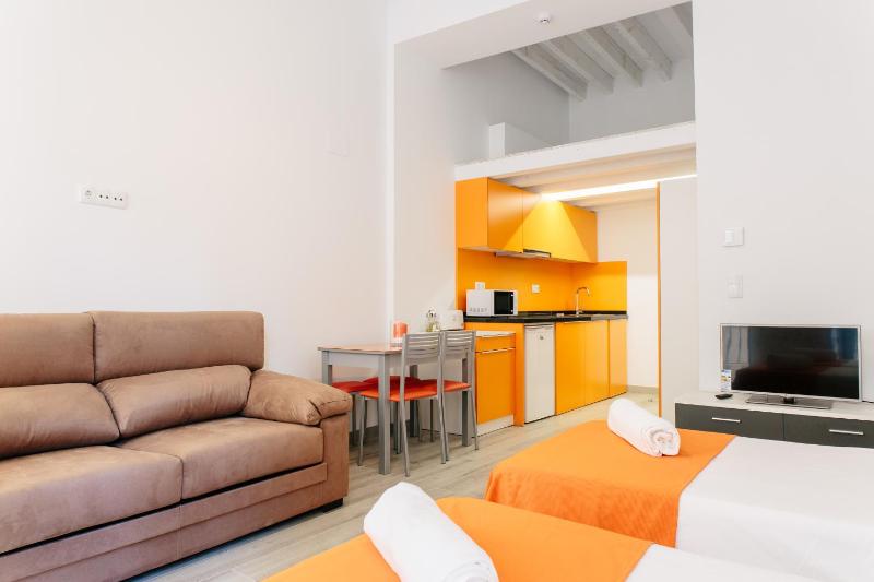 Apartamentos Tito San Nicolas - image 33