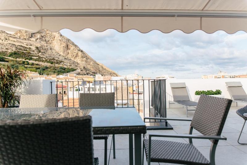 Apartamentos Tito San Nicolas - image 15