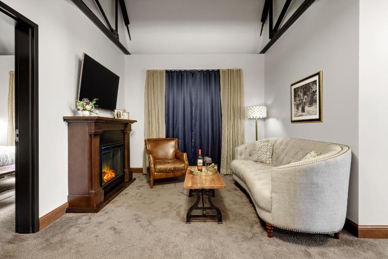 Two-Bedroom Suite image 1