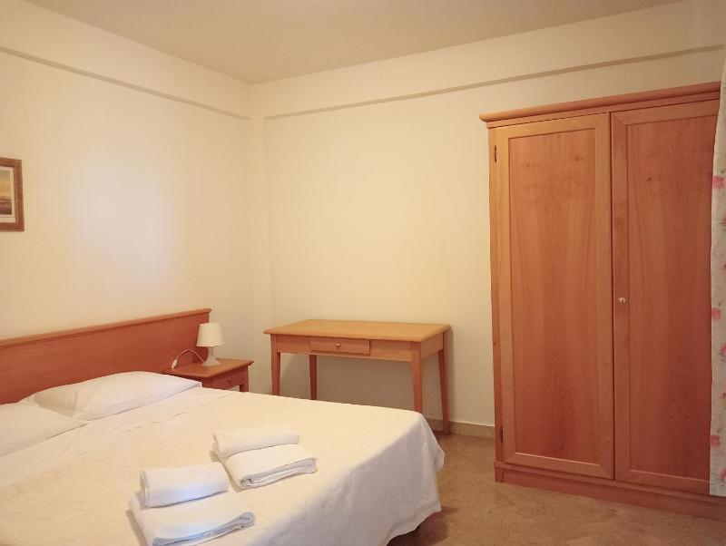 Annex Two-Bedroom Apartment with Sea View image 1