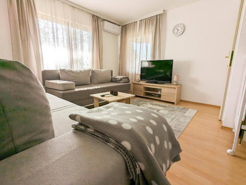 Apartment with Terrace image 1