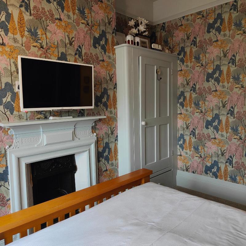 Double Room with Private Bathroom image 4