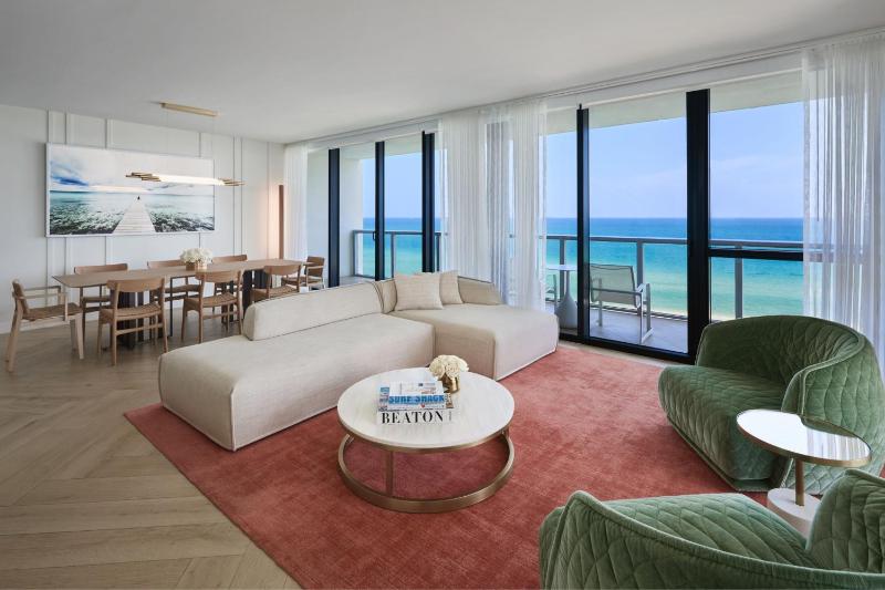 WOW Oceanfront Two-Bedroom Suite with Balcony