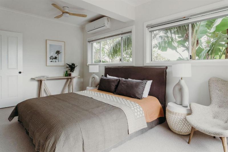 Baybreeze 18 Tomaree Road WiFi Air Conditioning Kitchenette - image 17