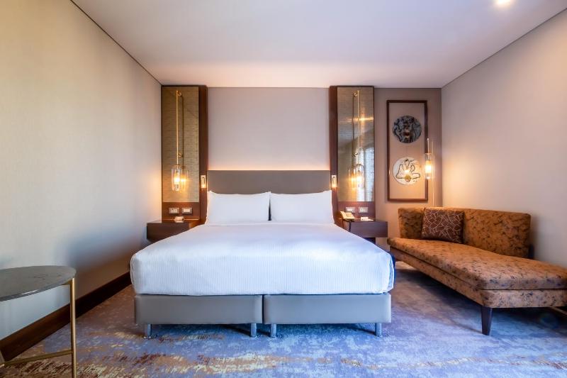 Superior King Room image 1