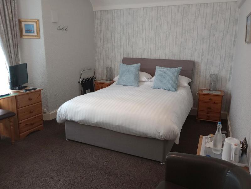 Double Room - Room 3 image 3