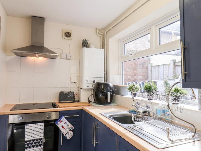24 Trafalgar Road - image 11
