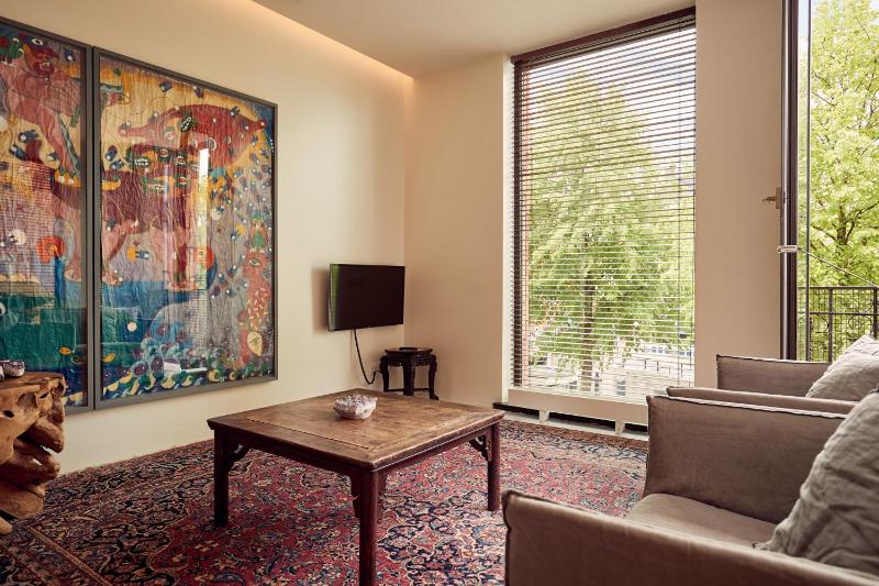 Executive Suite image 4
