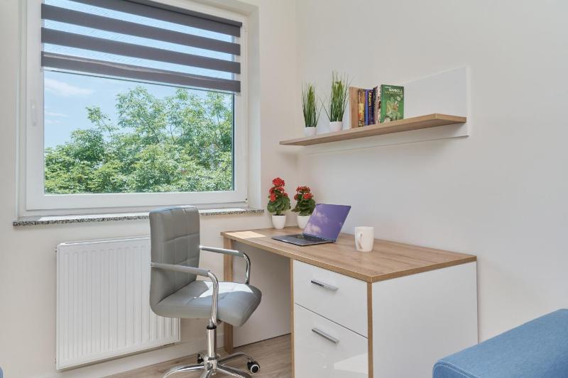 Apartment Piękna with PARKING Wrocław by Noclegi Renters - image 8