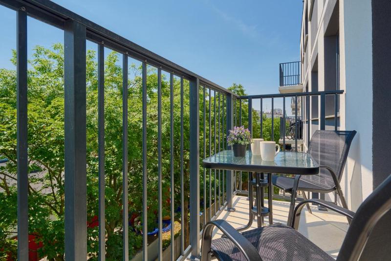 Apartment Piękna with PARKING Wrocław by Noclegi Renters - image 20