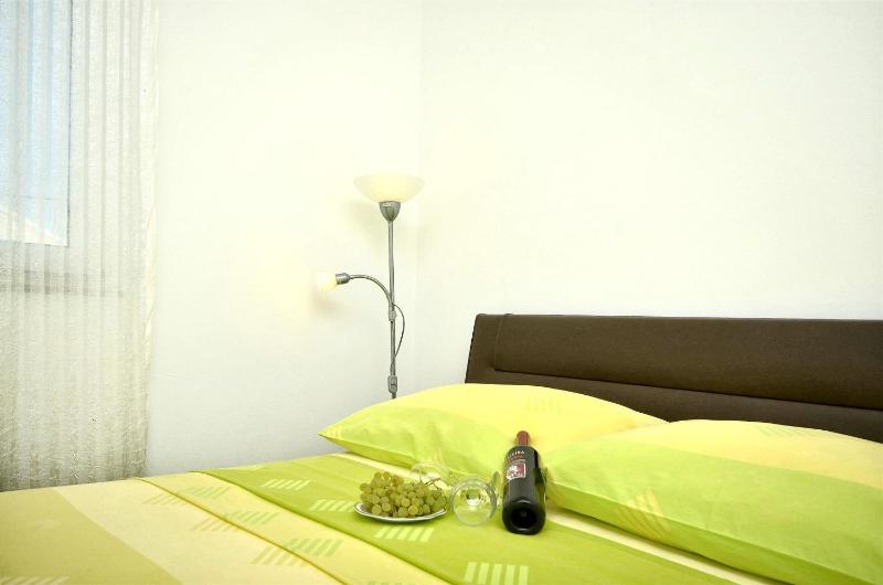 Apartment Srima - image 10