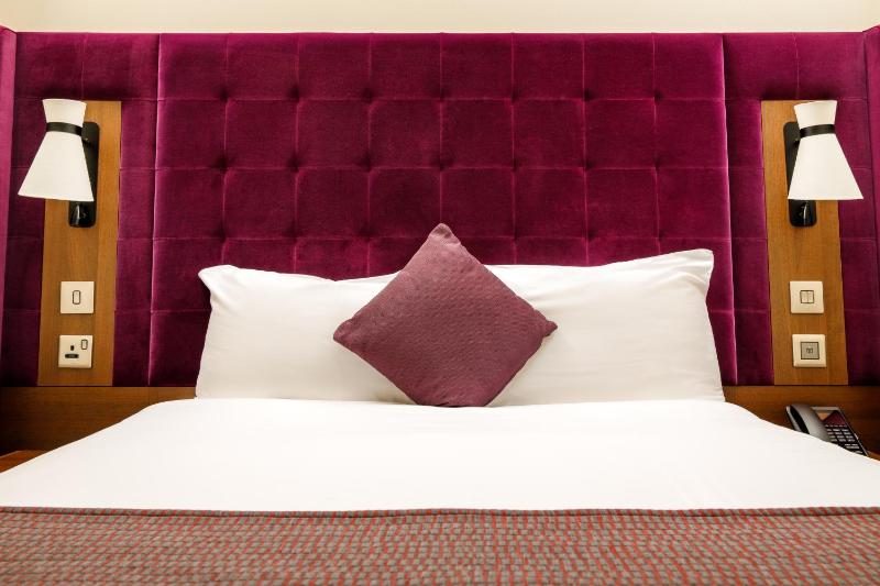 Standard Double Room image 2