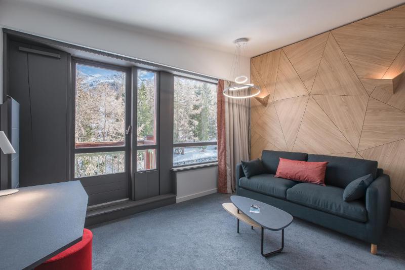 Privilege Suite with Balcony image 3