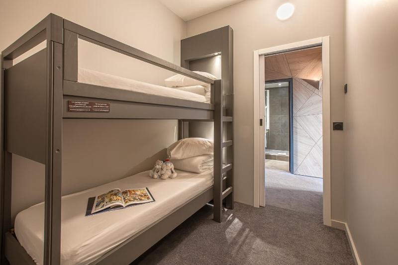 Family Suite with Balcony image 4