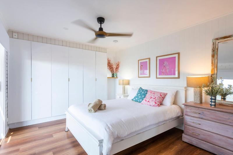 Bimbajong Studio - oceanstays - image 8