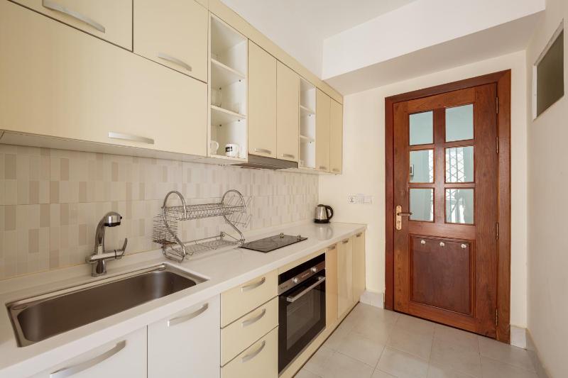 E&V Apartment - image 8