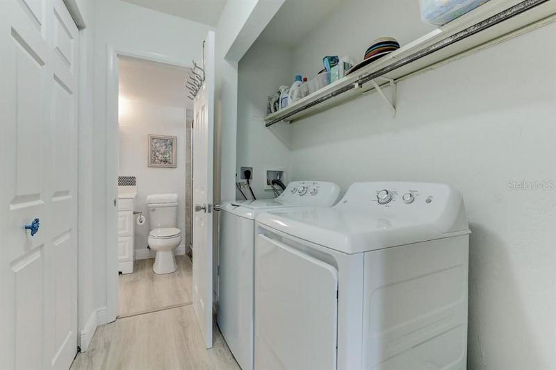Resort Style Condo by the Beach with Heated Pool at Runaway Bay - image 33
