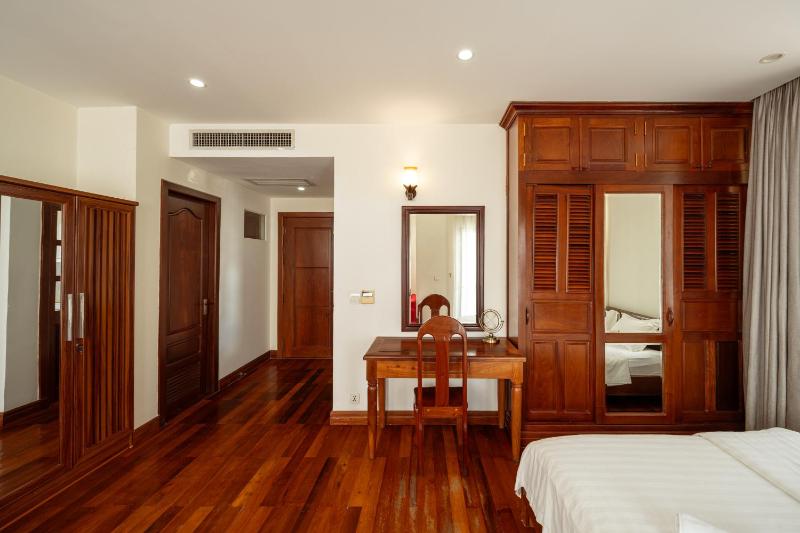 E&V Apartment - image 2