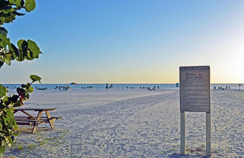 A few steps from the beach with community pool - image 20