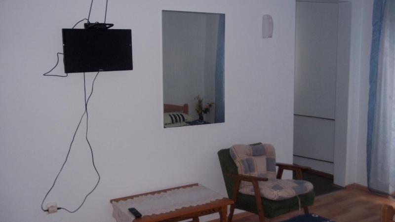 Apartment image 2